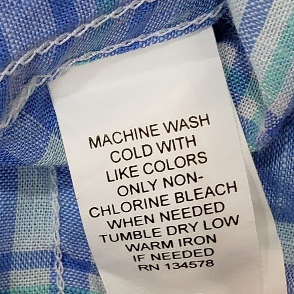 Vineyard Vines Button Up Half Shirt with Buttoned Roll Up Sleeves - Picture 4 of 9